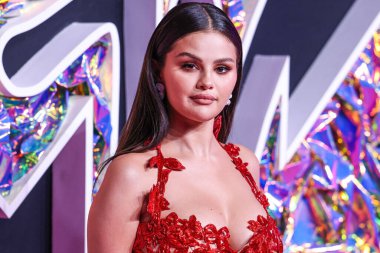 Oscar de la Renta marka özel bir elbise giyen Amerikalı şarkıcı ve aktris Selena Gomez, 12 Eylül 2023 'te Newark, New Jersey, ABD' deki Prudential Center 'da düzenlenen 2023 MTV Video Müzik Ödülleri' ne geldi..