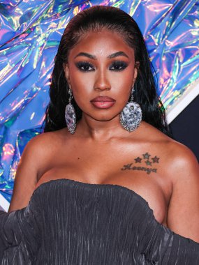 Yung Miami, 12 Eylül 2023 tarihinde Newark, New Jersey 'de Prudential Center' da düzenlenen 2023 MTV Video Müzik Ödülleri 'ne ulaştı..