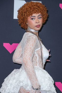 Ice Spice, 12 Eylül 2023 'te Newark, New Jersey, ABD' de Prudential Center 'da düzenlenen 2023 MTV Video Müzik Ödülleri' nde basın odasında 