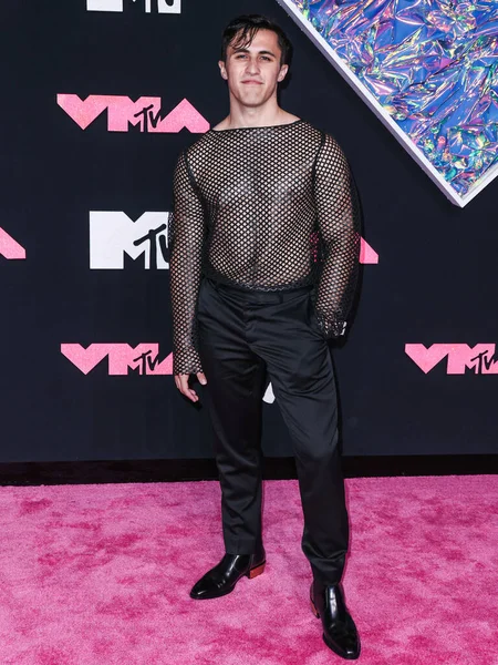 Chris Olsen Φτάνει Στο 2023 Mtv Video Music Awards Που — Φωτογραφία Αρχείου