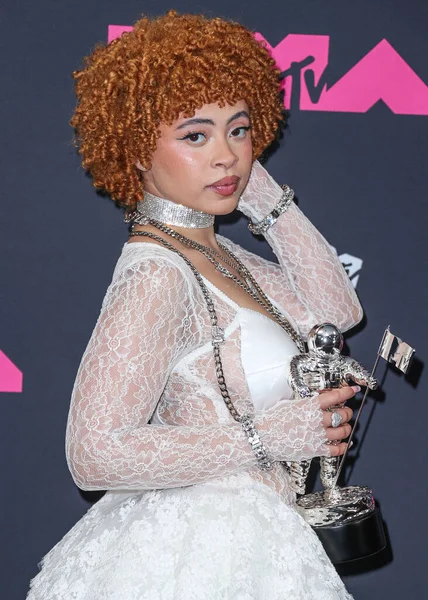 stock image Ice Spice poses with the 'Best New Artist' Award in the press room at the 2023 MTV Video Music Awards held at the Prudential Center on September 12, 2023 in Newark, New Jersey, United States.