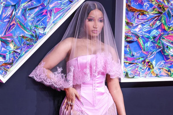 Nicki Minaj Ankommer 2023 Mtv Video Music Awards Holdt Prudential royaltyfrie gratis stockbilder