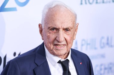 Kanadalı-Amerikalı mimar ve tasarımcı Frank Gehry, Los Angeles Filarmoni Orkestrası 'nın 20. yıl dönümü şerefine Frank Gehry' nin 5 Ekim 2023 'te Los Angeles, Kaliforniya' daki Walt Disney Konser Salonu 'nda düzenlediği törene geldi.