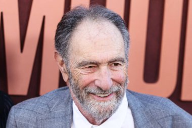 Amerikalı senaryo yazarı Eric Roth, 16 Ekim 2023 'te Hollywood, Los Angeles, Kaliforniya, ABD' de Dolby Tiyatrosu 'nda düzenlenen Apple TV +' Killers of the Flower Moon 'un Los Angeles galasına geldi..