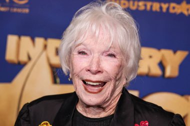 Amerikalı aktris ve yazar Shirley Maclaine, 18 Ekim 2023 'te Avalon Hollywood ve Bardot' ta düzenlenen 2023 Sanayi Dans Ödülleri 'ne geldi.. 