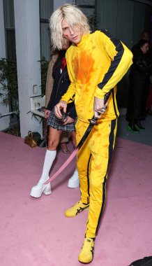 Makineli Tüfek Kelly (Colson Baker), Solisca Tekila ve PATH Water tarafından sunulan Darren Dzienciol 'un Pop Icons Cadılar Bayramı Partisi 2023' e 27 Ekim 2023 'te Beverly Hills, Los Ange' deki özel bir konutta ulaştı.