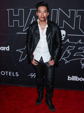 Koreli-Amerikalı aktör Kevin Kreider, Billboard and Affinity Gece hayatı 'nın Cadılar Bayramı Balosu 2023' te Hollywood, Los Angeles, ABD 'de W Hotel Çatısı' nda düzenlenen Kırmızı Halı Balosu 'na geldi..