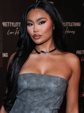 Ella Thomas, 8 Kasım 2023 'te Batı Hollywood EDITION Oteli' ndeki Sunset at EDITION 'da düzenlenen Lori Harvey Party Wear Collection Launch' a gelir..