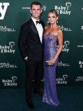 Chase Durkee ve Gianna Caruso, 11 Kasım 2023 'te ABD' nin Los Angeles, Kaliforniya eyaletinde bulunan Pacific Design Center 'da Paul Mitchell tarafından sunulan 2023 Baby Gala' ya vardılar..