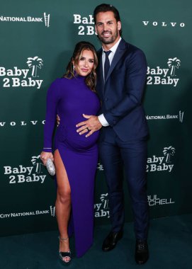 Jessie James Decker ve Eric Decker, 11 Kasım 2023 'te Batı Hollywood, Los Angeles, Kaliforniya, ABD' de gerçekleştirilen Pasifik Tasarım Merkezi 'nde Paul Mitchell tarafından sunulan 2023 Bebek Galası' na geldiler..