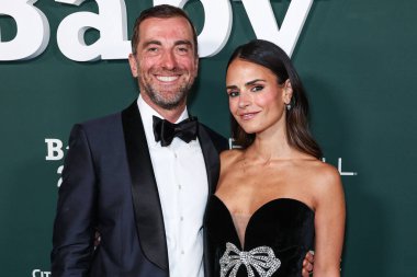 Mason Morfit ve Jordana Brewster, 11 Kasım 2023 'te Batı Hollywood, Los Angeles, Kaliforniya, ABD' de bulunan Pasifik Tasarım Merkezi 'nde Paul Mitchell tarafından sunulan 2023 Bebek Galası' na geldiler..