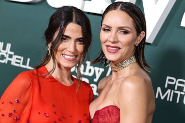 Nikki Reed ve Katharine McPhee, Paul Mitchell tarafından sunulan 2023 Bebek Galası 'na 11 Kasım 2023' te Batı Hollywood, Los Angeles, Kaliforniya, ABD 'deki Pasifik Tasarım Merkezi' nde geldiler..