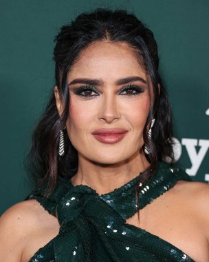 Salma Hayek Pinault, 11 Kasım 2023 'te Batı Hollywood, Los Angeles, Kaliforniya, ABD' de bulunan Pasifik Tasarım Merkezi 'nde Paul Mitchell tarafından sunulan 2023 Bebek Galası' na ulaşır..