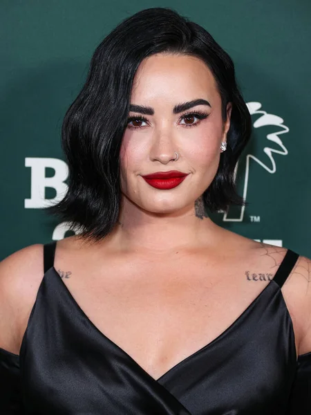 Dolce ve Gabbana giyen Demi Lovato, 11 Kasım 2023 'te ABD' nin Los Angeles, Kaliforniya eyaletinin Batı Hollywood şehrinde gerçekleştirilen Pasifik Tasarım Merkezi 'nde Paul Mitchell tarafından sunulan 2023 Bebek Galası' na ulaştı..
