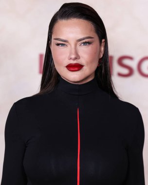 Brezilyalı model Adriana Lima, 13 Kasım 2023 'te Hollywood, Los Angeles, Kaliforniya' da düzenlenen 