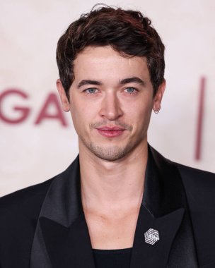 İngiliz aktör Tom Blyth, 13 Kasım 2023 'te Hollywood, Los Angeles, Kaliforniya, ABD' deki TCL Çin Tiyatrosu IMAX 'te düzenlenen 