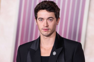 İngiliz aktör Tom Blyth, 13 Kasım 2023 'te Hollywood, Los Angeles, Kaliforniya, ABD' deki TCL Çin Tiyatrosu IMAX 'te düzenlenen 
