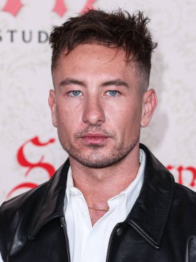 Givenchy 'yi giyen İrlandalı aktör Barry Keoghan, 14 Kasım 2023' te Los Angeles, Kaliforniya 'da bulunan Ace Hotel Tiyatrosu' nda düzenlenen Amazon MGM Stüdyolarının Los Angeles Premiere 'ine geldi.. 