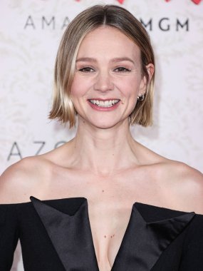 Balmain elbise giyen İngiliz aktris Carey Mulligan, 14 Kasım 2023 'te Los Angeles, Kaliforniya, ABD' de bulunan Ace Hotel 'deki The Theatre' da düzenlenen Amazon MGM Stüdyolarının Los Angeles Premiere 'ine geldi.. 