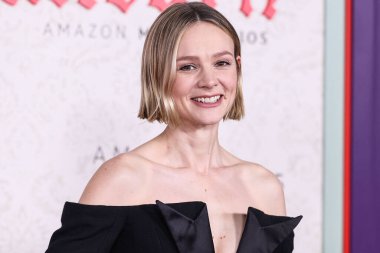 Balmain elbise giyen İngiliz aktris Carey Mulligan, 14 Kasım 2023 'te Los Angeles, Kaliforniya, ABD' de bulunan Ace Hotel 'deki The Theatre' da düzenlenen Amazon MGM Stüdyolarının Los Angeles Premiere 'ine geldi.. 