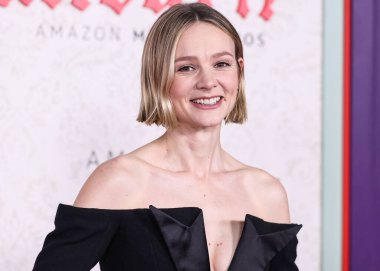 Balmain elbise giyen İngiliz aktris Carey Mulligan, 14 Kasım 2023 'te Los Angeles, Kaliforniya, ABD' de bulunan Ace Hotel 'deki The Theatre' da düzenlenen Amazon MGM Stüdyolarının Los Angeles Premiere 'ine geldi.. 