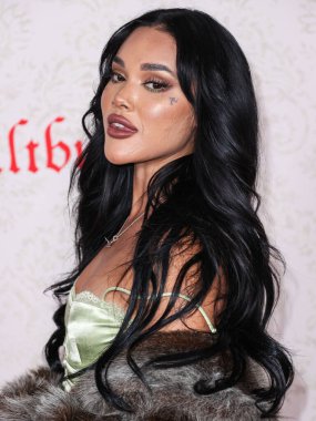 Cely Vazquez 14 Kasım 2023 'te Ace Hotel' deki The Theatre at Ace Hotel 'de düzenlenen' Saltburn 'adlı Amazon MGM Stüdyolarının Los Angeles prömiyerine geldi..