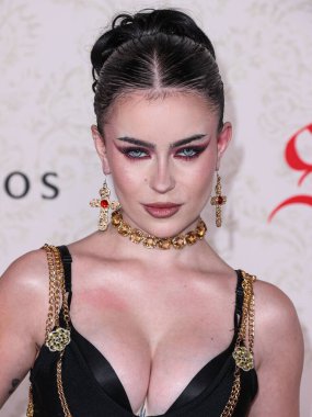 Emma Norton 14 Kasım 2023 'te Los Angeles, Kaliforniya, ABD' deki Ace Hotel 'deki The Theatre' da düzenlenen Amazon MGM Studios 'Saltburn' ün Los Angeles prömiyerine geldi.. 