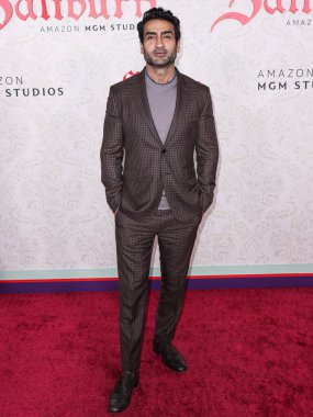 Pakistanlı-Amerikalı aktör ve stand-up komedyeni Kumail Nanjiani, 14 Kasım 2023 'te Los Angeles, Kaliforniya, Los Angeles' taki Ace Hotel 'deki The Theatre' da düzenlenen Amazon MGM Saltburn 'ün Los Angeles Premiere' ine geldi.. 