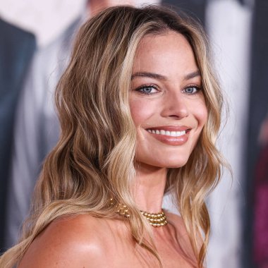 Avustralyalı aktris ve film yapımcısı Margot Robbie, 14 Kasım 2023 'te Los Angeles, Kaliforniya, Los Angeles' ta bulunan Ace Hotel 'deki The Theatre' da düzenlenen Amazon MGM Studios 'Saltburn' ün Los Angeles Premiere 'ine geldi.. 