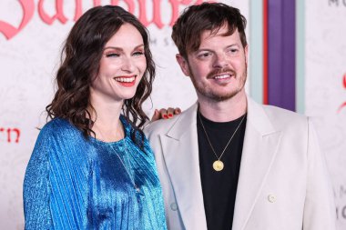 Sophie Ellis-Bextor ve Richard Jones 14 Kasım 2023 'te Los Angeles, Kaliforniya, ABD' de bulunan Ace Hotel Tiyatrosu 'nda düzenlenen' Saltburn 'adlı Amazon MGM Stüdyolarının Los Angeles Premiere' ine geldiler..
