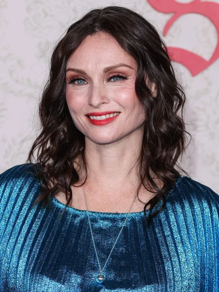 İngiliz şarkıcı ve söz yazarı Sophie Ellis-Bextor, 14 Kasım 2023 'te Los Angeles, Kaliforniya' da bulunan Ace Hotel Tiyatrosu 'nda düzenlenen Amazon MGM Stüdyolarının Los Angeles Premiere' ine geldi..