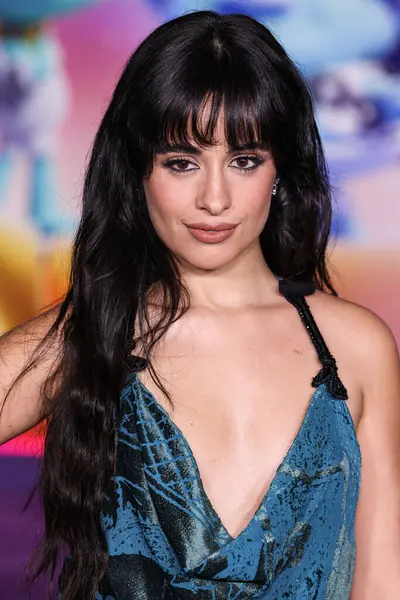 Camila Cabello, 15 Kasım 2023 'te Hollywood, Los Angeles, Kaliforniya, ABD' de düzenlenen TCL Çin Tiyatrosu IMAX 'te düzenlenen 