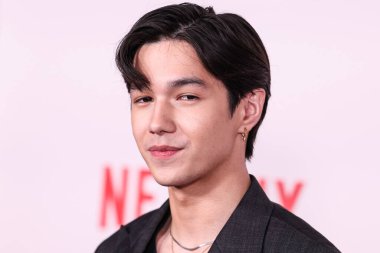Gabriel Chung, Netflix 'in 16 Kasım 2023' te Los Angeles, Kaliforniya, ABD 'deki Akademi Sinema Müzesi' nde düzenlenen 'Mayıs' ın galasına geldi.. 