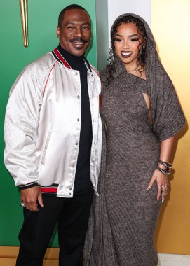 Eddie Murphy ve Chloe Bailey, 28 Kasım 2023 'te Westwood, Los Angeles, Kaliforniya, ABD' deki Regency Village Theatre 'da düzenlenen Amazon Prime Video' nun 'Candy Cane Lane' in dünya prömiyerine geldiler.. 