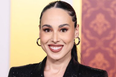 Amerikalı avukat, çocuk kitabı yazarı ve yapımcısı Meena Harris, 28 Kasım 2023 'te Westwood, Los Angeles, Kaliforniya, ABD' deki Regency Village Theatre 'da düzenlenen Amazon Prime Video' nun 'Candy Cane Lane' in dünya prömiyerine geldi.