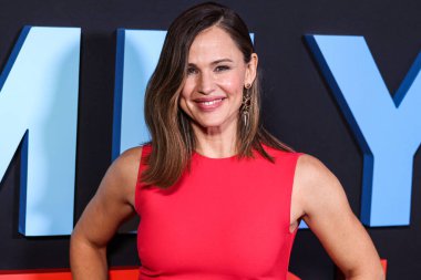 Amerikalı aktris Jennifer Garner, Netflix 'in' Aile Düğmesi 'nin Los Angeles' taki galasına 29 Kasım 2023 'te ABD' nin Los Angeles, Kaliforniya 'daki The Grove 14' te geldi..        