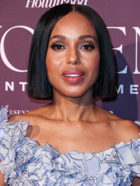Amerikalı aktris Kerry Washington (debriyaj ve mücevher detayı), 7 Aralık 2023 'te Beverly Hills, Los Angeles, ABD' de düzenlenen The Beverly Hills Oteli 'nde Lifetime tarafından sunulan Hollywood Reporter' s Women in Entertainment Gala 2023 'e geldi.