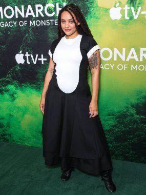 Amerikalı aktris Kiersey Clemons, 8 Aralık 2023 'te Beverly Hills' teki Londra Batı Hollywood 'da Los Angeles, Los Angeles, Kaliforniya, ABD' de düzenlenen Canavarların Mirası 1.
