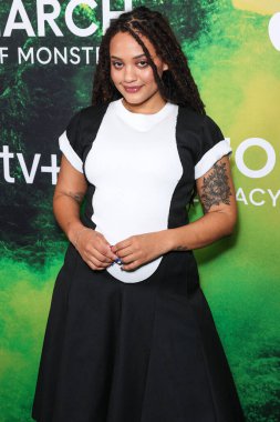 Amerikalı aktris Kiersey Clemons, 8 Aralık 2023 'te Beverly Hills' teki Londra Batı Hollywood 'da Los Angeles, Los Angeles, Kaliforniya, ABD' de düzenlenen Canavarların Mirası 1.