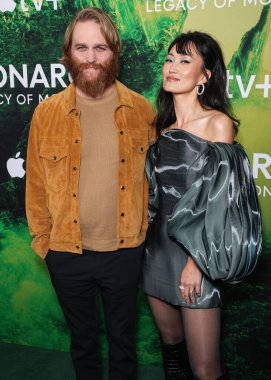 Wyatt Russell ve Mari Yamamoto, 8 Aralık 2023 'te Beverly Hills' teki Londra Batı Hollywood 'da düzenlenen Canavarların Mirası 1. Sezon' da Los Angeles, Los Angeles, Kaliforniya, ABD