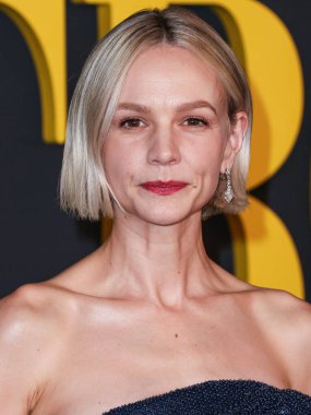 Celine elbisesi giyen İngiliz aktris Carey Mulligan, 12 Aralık 2023 tarihinde Los Angeles, Kaliforniya, ABD 'de bulunan Akademi Sinema Müzesi' nde düzenlenen Netflix 'in' Maestro 'sunun Los Angeles özel gösterimine geldi.. 