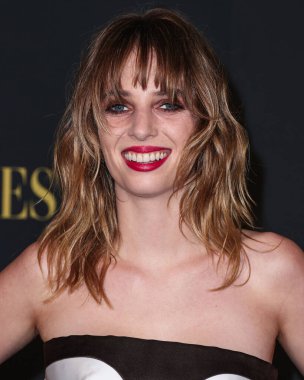 Amerikalı aktris ve şarkıcı Maya Hawke, Netflix 'in' Maestro 'sunun Los Angeles Özel Gösterimi' ne 12 Aralık 2023 'te Los Angeles, Kaliforniya, ABD' deki Akademi Sinema Müzesi 'ne geldi..