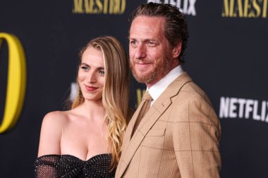 Stephanie Tarling ve Brian Klugman, Netflix 'in' Maestro 'sunun Los Angeles Özel Gösterimi' ne 12 Aralık 2023 'te Los Angeles, Kaliforniya, ABD' deki Akademi Sinema Müzesi 'ne geldiler.. 