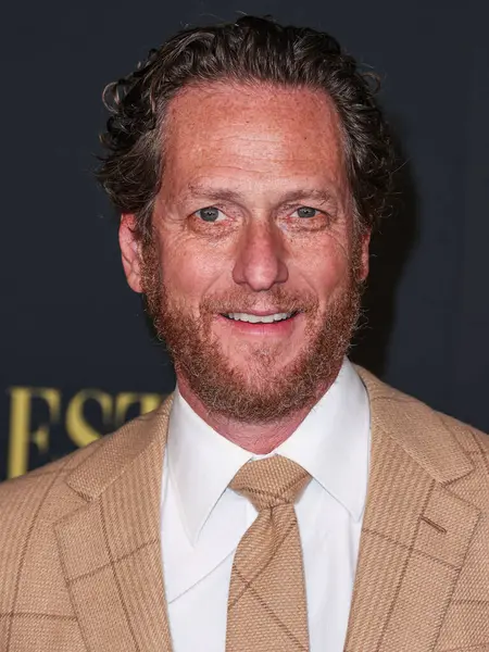 Amerikalı aktör, senarist ve yönetmen Brian Klugman, 12 Aralık 2023 tarihinde Los Angeles, Kaliforniya, ABD 'de bulunan Akademi Sinema Müzesi' nde düzenlenen Netflix 'in' Maestro 'sunun Los Angeles özel gösterimine geldi.. 