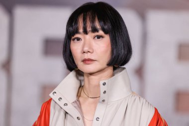 Güney Koreli aktris ve fotoğrafçı Bae Doona, 13 Aralık 2023 'te Hollywood, Los Angeles, Kaliforniya, ABD' de bulunan TCL Çin Tiyatrosu IMAX 'te düzenlenen Netflix' in 