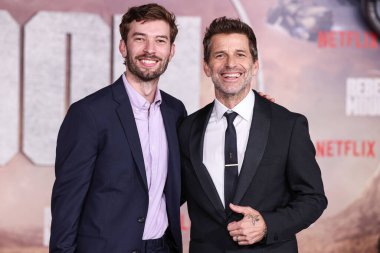 Eli Snyder ve Zack Snyder 13 Aralık 2023 'te Hollywood, Los Angeles, Kaliforniya, ABD' de bulunan TCL Çin Tiyatrosu IMAX 'te düzenlenen Netflix' in 