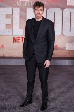 Amerikalı aktör ve müzisyen Garrett Hedlund, Netflix 'in 