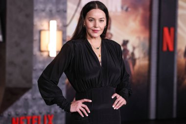 Avustralyalı aktris ve müzisyen Abbie Cornish, Netflix 'in 