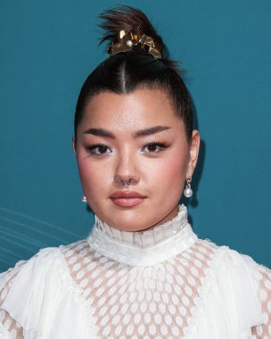 Amerikalı aktris Elizabeth Yu, 16 Aralık 2023 'te Beverly Hilton Oteli' nde düzenlenen 21. Unutulmaz Asya Amerikan Ödülleri 'ne geliyor.