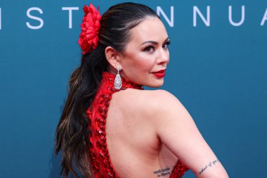 Amerikalı aktris ve şarkıcı Janel Parrish, 16 Aralık 2023 'te Beverly Hilton Hotel' de düzenlenen 21. Geleneksel Unutulmaz Asya Amerikan Ödülleri 'ne geliyor..